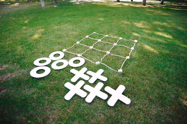 What's Included in Supersized Tic Tac Toe Fun